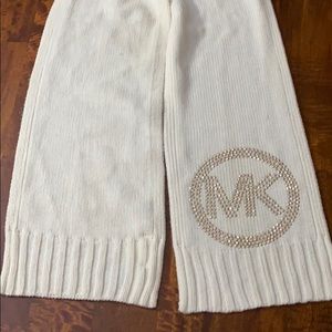 Michael kors white scarf